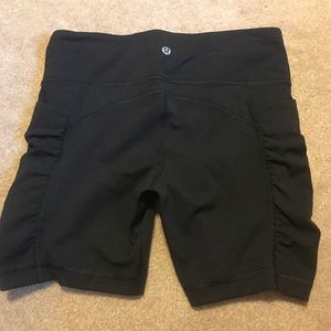 Lululemon spandex shorts